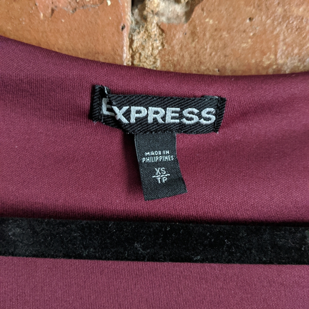 Express Drapey Top - Picture 4 of 5